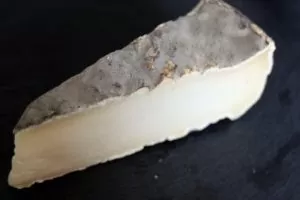 tomme de savoie fromagerie maison cheese