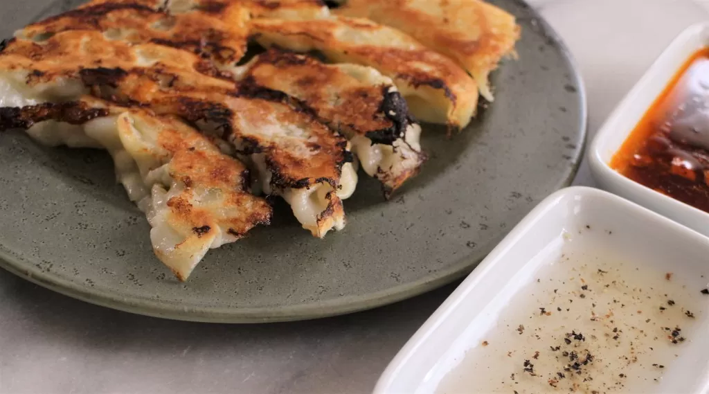 チーズ入り餃子